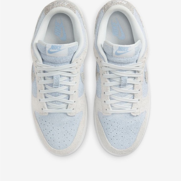 Nike Dunk Low Suede - Picture 5 of 13